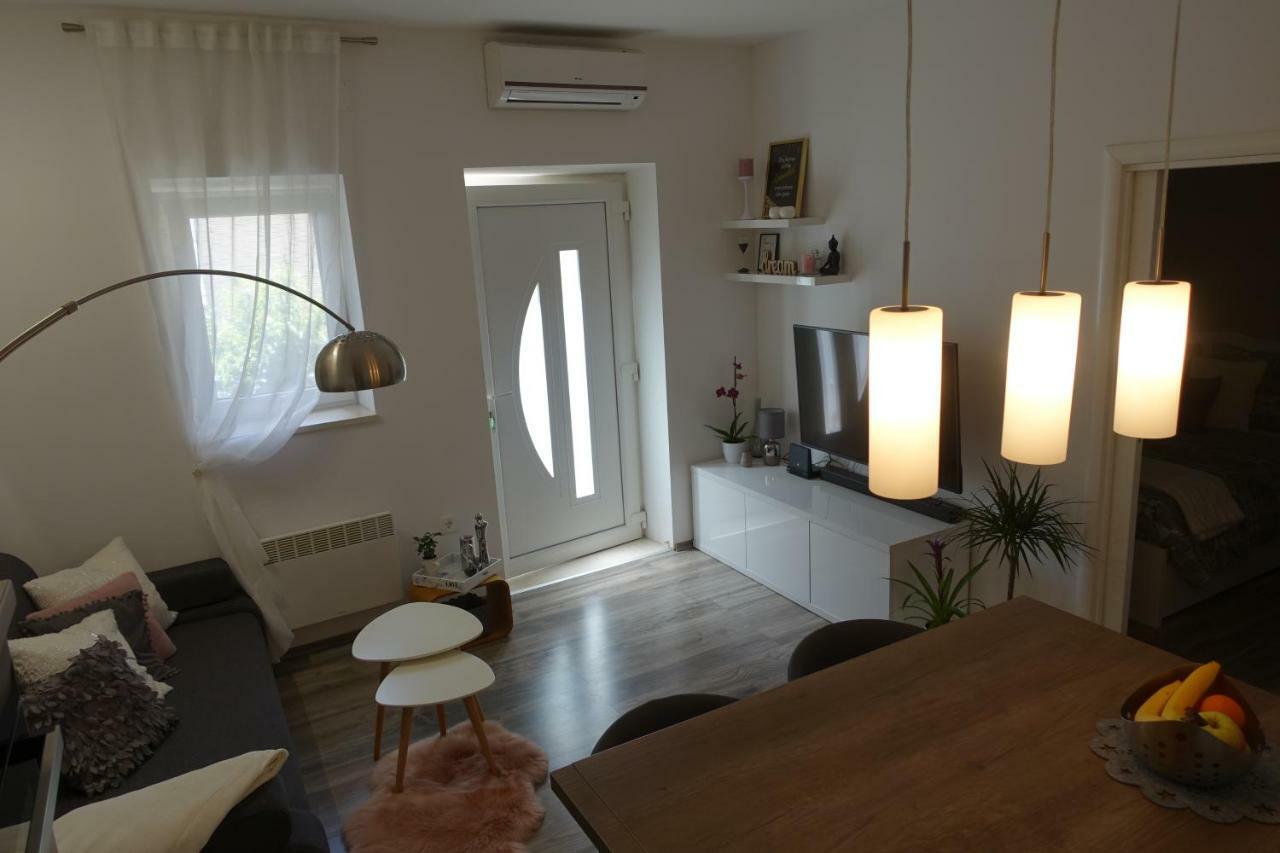 בול Apartman Maja מראה חיצוני תמונה