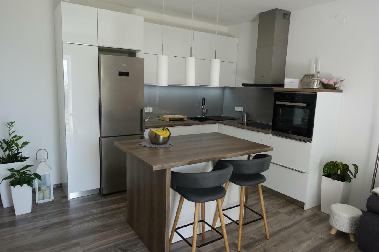 בול Apartman Maja מראה חיצוני תמונה
